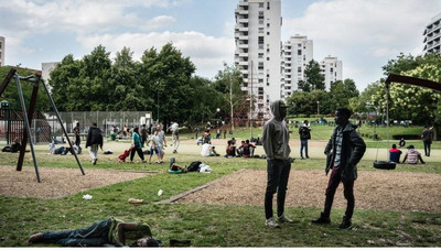 Le parc Maximilien à Bruxelles, en Belgique, où s'installent régulièrement des réfugiés. Crédit : Plateforme citoyenne d'aide aux réfugiés