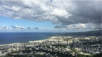 La ville de Saint-Denis de la Réunion, à une vingtaine de kilomètres du grand port maritime de l'île, où a accosté un navire de pêche sri-lankais le 20 octobre 2022. Crédit : Creative commons