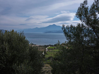 Les côtes turques vues de Samos, le 18 février 2021. LOULOU D'AKI POUR "LE MONDE"