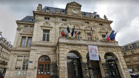 La halte de nuit pour femmes a ouvert en décembre dans les locaux de la mairie du 18e arrondissement de Paris. Crédit : Google Street View