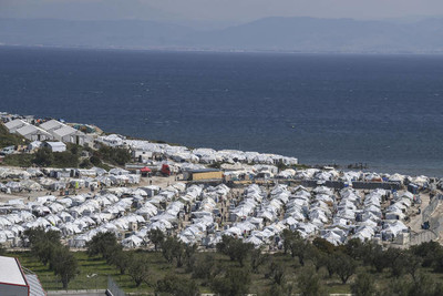 Le nouveau camp de réfugiés et de migrants de Mavrovouni, à Mytilène, sur l’île grecque de Lesbos, le 30 mars 2021. ARIS MESSINIS / AFP