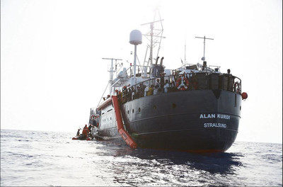 Asile et migration : le bateau d'une ONG avec une centaine de migrants à bord fait route vers la France - © FABIAN HEINZ - AFP