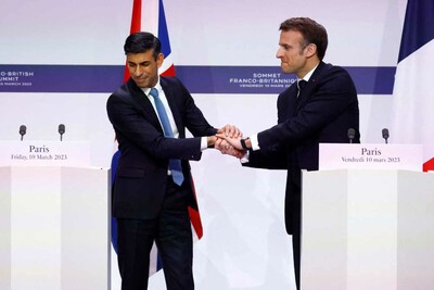Le premier ministre du Royaume-Uni, Rishi Sunak, et le président de la République française,Emmanuel Macron, à l’occasion d’une conférence de presse à l’Elysée, vendredi 10 mars 2023. GONZALO FUENTES / AFP