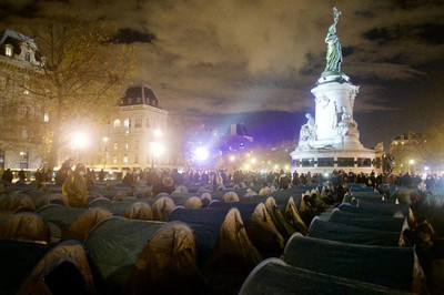 Place de la République, à Paris, lundi soir. Photo Michael Bunel. Le Pictorium