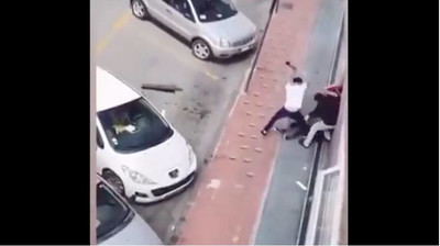 Capture d'écran de la vidéo de l'agression de Musa Balde dans les rues de Vintimille, en Italie, le 9 mai 2021.