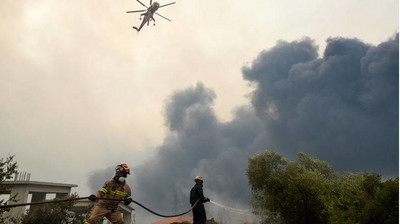 Des feux de forêt ravagent actuellement la Grèce. Crédit : Reuters