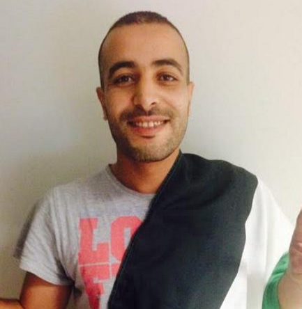Un militant sahraoui resiste a son expulsion vignette